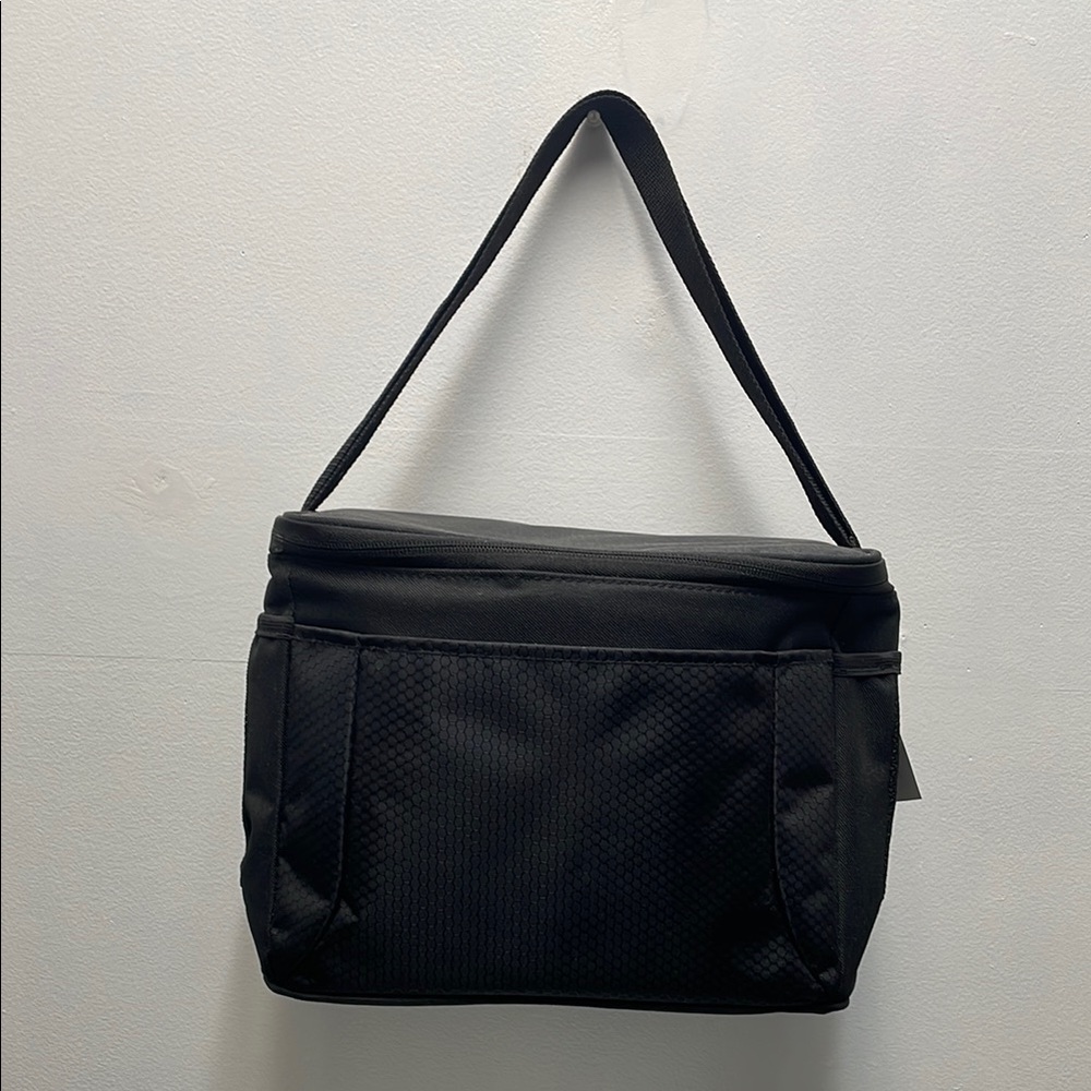 12 Can Cooler Black with shoulder strap